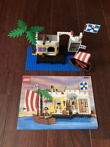LEGO 6267 Pirates Lagoon Lockup Partial Set
