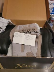 Ladies Natural Reflections Size 9 Winter Boots