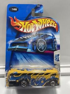 2004 Hot Wheels #140 Surfin' S'cool Bus Tag Rides Series 3/5 sp5 wheels NEW