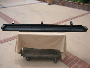 2003 TO 2009 TOYOTA 4RUNNER PASSENGERS/RIGHT RUNNING BOARD  (RECONDITIONED)
