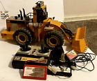 Pre-owned New Bright Industries Remote Control Caterpillar 916.
