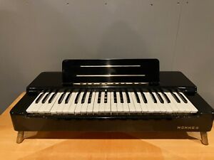 1961 Hohner Organa Model 9807 Vintage Table Top Keyboard Pump Air Organ
