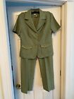 Women’s Sag Harbor 2 Piece Pant Suit Short Sleeve. Size 12 Green