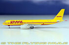 Panda Models 1:400 Tu-204-100 DHL RA-64024