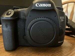 Canon EOS 5D Mark III SLR Camera Body W/Canon Charger, Battery, Lens Cap & Strap