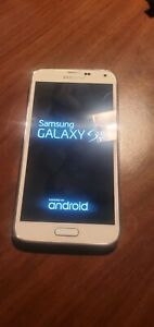 Samsung Galaxy S5 SM-G900 16GB Verizon Unlocked Smartphone White