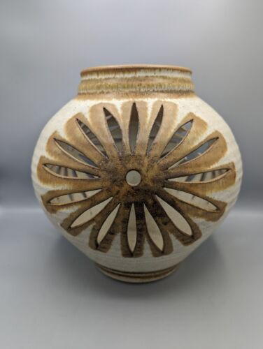 New Listing✨ Large WISHON HARRELL Vase Illuminated Candle Pot Studio Art Pottery Signed 11