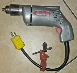 VINTAGE MILWAUKEE HOLE SHOOTER 0220 3/8 ELECTRIC DRILL