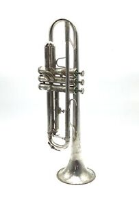 Jupiter Silver Student Bb Trumpet W/ Cleaning Kit & Hard Case