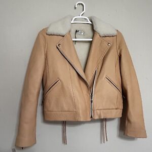 Roseanna Women’s Lambskin Jacket With Sheepskin Lining Made In France Size 42.
