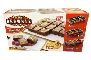 PERFECT BROWNIE Pan Set Non Stick Bake Slice and Serve BRAND NEW