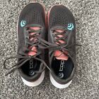 Topo Specter  Running Show Women’s Size 8.5 Brown Coral