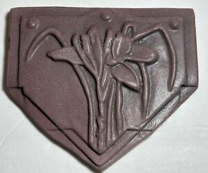 Tyge Tile Iris Daffodil Flower Pottery - Arts & Crafts Style - Triangular Matte