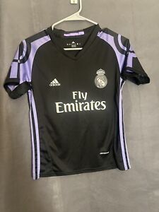 Size 24 (Youth) | adidas | #18 Real Madrid Jersey