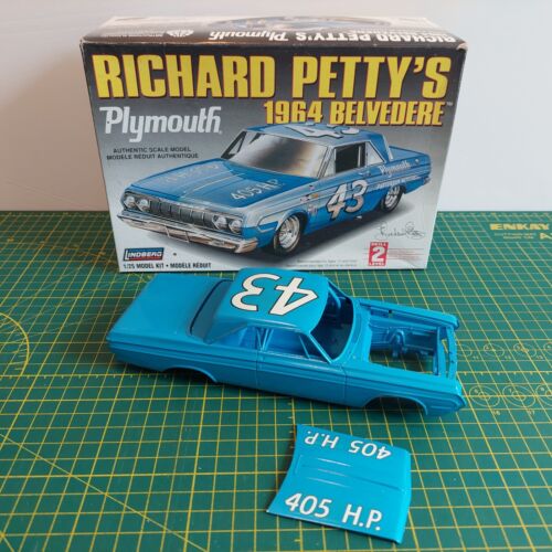 Lindberg 1:25 Richard Petty's '64 Plymouth Belvedere Model Kit - Partially Built