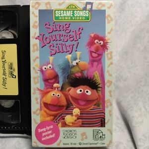 Sesame Street Sing Yourself Silly VHS Tape 1990 Home Video Movie Cartoon Kids SW