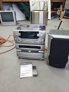 EMERSON Home Audio 5 CD CHANGER TURNTABLE MS9920TT Tape player w Remote/Tested