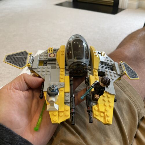 LEGO Star Wars: Anakin's Jedi Interceptor (75281) - Near COMPLETE w/ MINIFIGS