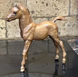 Breyer Horse, Family Arabian Foal, Woodgrain Color, Model 909, 1960-1966
