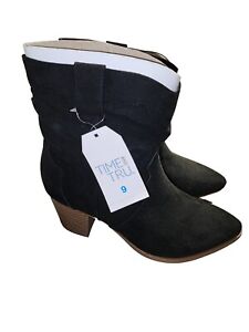 NWT Women's Western Slouch Boots Size 9 US Black toe Pull On Suede Feel Boots