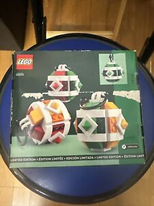 LEGO Exclusive Limited Edition: Christmas Decor Set  #40604, New
