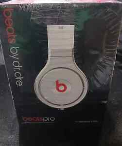 DISCONTINUED Beats by Dr. Dre Pro Over the Ear Headphones / Original Box / Cord+