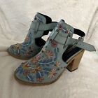 Tinstree Casual Ankle Boots Women’s Size 5 Embroidered Floral Studs Faux Leather
