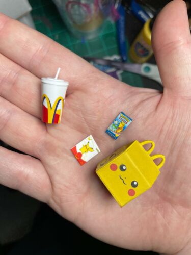 MINIATURE Pokemon Pikachu Happy Meal for Action Figures/Dollhouse 1/12