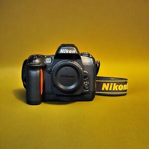 Barely Used, Fully Functioning! Nikon D100 DSLR Digital SLR Camera Body+Battery