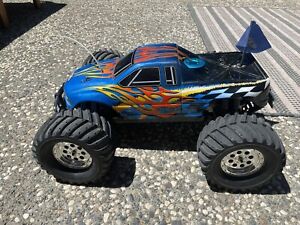 Team Associated MGT 4.6 Monster Truck 1/8th Scale