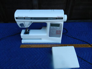 Husqvarna Viking Platinum 950E Sewing And Embroidery Machine w/ Foot Pedal
