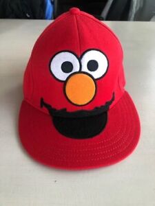 Sesame Street Men’s Elmo Flat Bill Embroidered Red Hat Size 7 1/4
