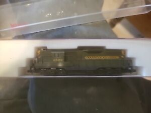 Atlas N Scale GP-9 #4502 Canadian National Locomotive  #4332