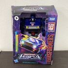 New ListingTransformers Legacy Autobot Skids Deluxe Class Figure (Some Packaging Issues)