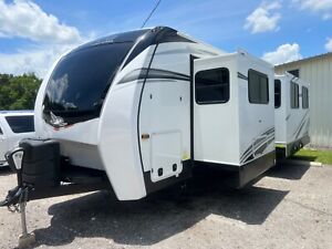 2022 Jayco ￼eagle HT two slides 36ft travel trailer Uesd RV solar NO Reserve