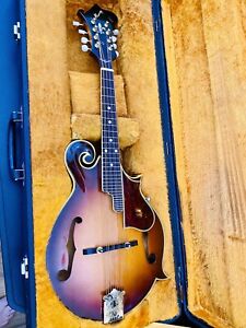 Vintage 70’s Alvarez A-700 F Style mandolin With Hard Case Nice!