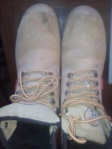 Waterproof Men Boots Size 12 Brown