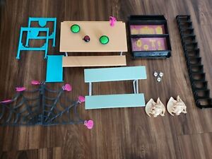 Monster High Playset Accessories Lot