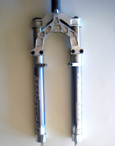 Vintage Manitou Answer Comp , 1 1/8 inch Threaded Susp Fork 4 7/8 inch Steerer