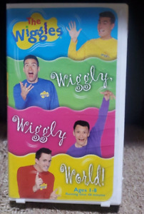 Wiggles, The: Wiggly, Wiggly World (VHS, 2002)