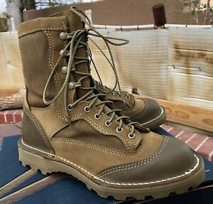 Wellco E163 USMC RAT Temperate Weather Combat Boot, Size 9.5R and 9.5W