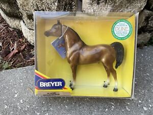 New Retired Breyer Horse #1104 Dune Glossy Honey Bay Proud Arabian Stallion CE