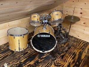 Yamaha Stage Custom Birch 5 Piece Drum Kit with Cymbals and Hardware