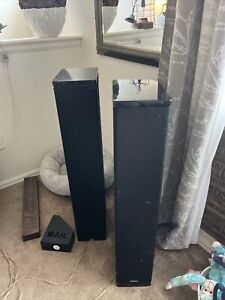 Set Of Tower Definitive Sp8 Speakers
