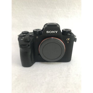 Sony A9 ILCE-9 Mirrorless Camera (Shutter Count:1980) Good condition Mint+++