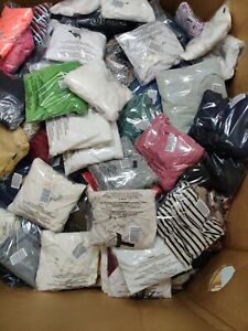 Women's Pre-Owned Top, Size: Small, Medium, Large, Bulk lot! Warehouse Sale!