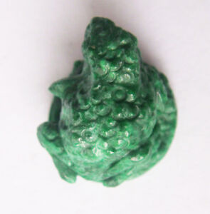 NATURAL BURMA MAW SIT SIT JADE Toad on Coin Figurine Carving 4 Jewelry / Collect