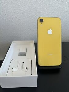 Apple iPhone XR - 256GB - Yellow (T-Mobile) With Headphones!