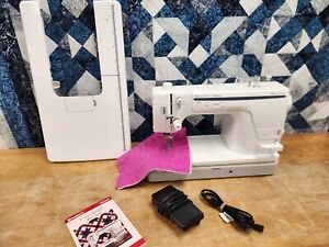 Husqvarna Viking Mega Quilter! Serviced and tested, Free Shipping!