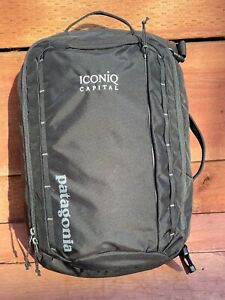 PATAGONIA Tres 25L Backpack messenger laptop ICONIQ Capital logo -Used just once